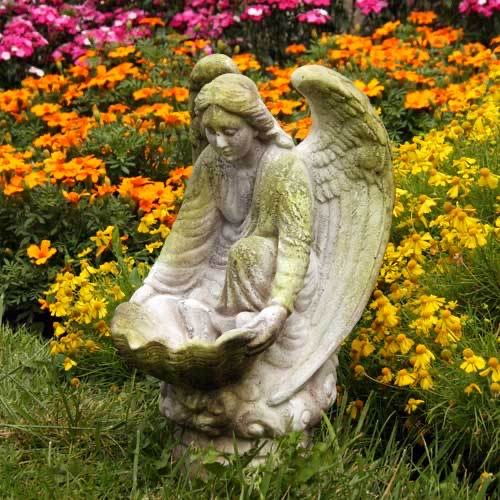 Fegana Angel 18" Statue